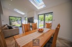 Moss Lane, Bramhall, sk7