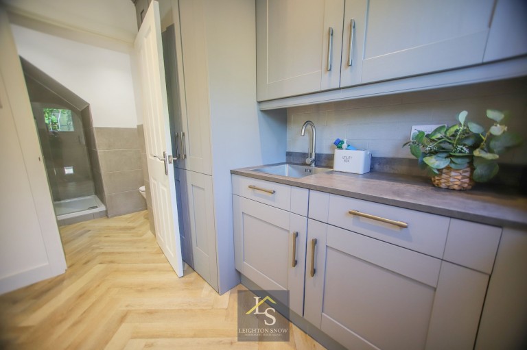 Images for Moss Lane, Bramhall, SK7 EAID:425574707 BID:a331354c-8a27-4290-8521-a2425358b7e6