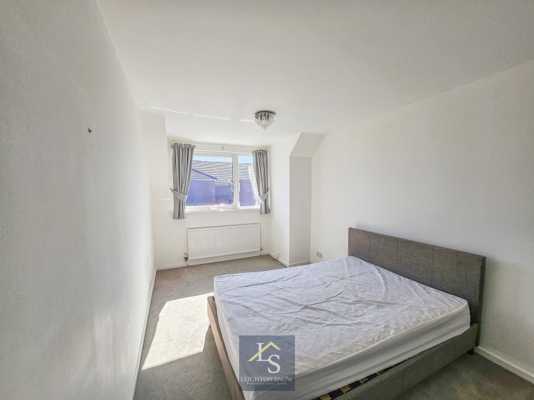 Images for Green Hall Mews, Wilmslow, SK9 EAID:425574707 BID:4e9803c7-4032-406b-90d5-01d6ebc98bcc
