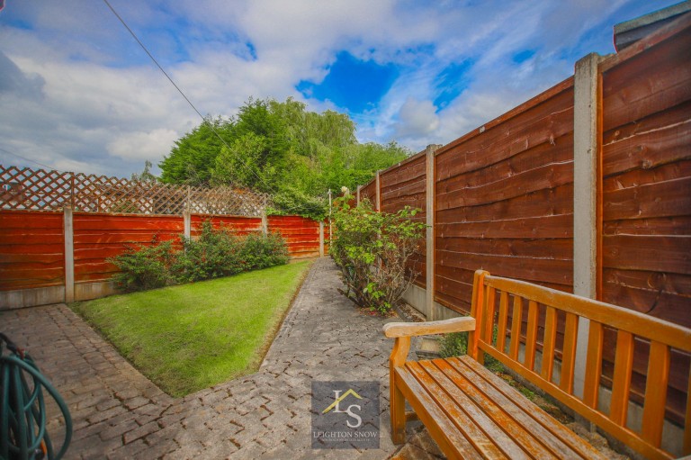 Images for Blythe Avenue, Bramhall, SK7 EAID:425574707 BID:a331354c-8a27-4290-8521-a2425358b7e6