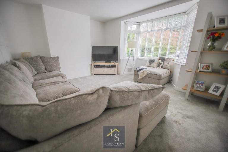 Images for Reevey Avenue, Hazel Grove, SK7 EAID:425574707 BID:a331354c-8a27-4290-8521-a2425358b7e6