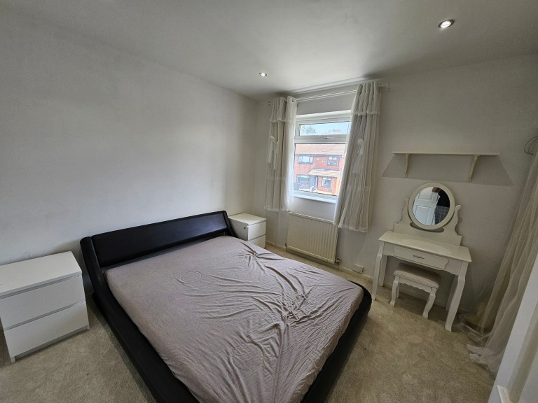 Images for Ingram Drive, Stockport, SK4 EAID:425574707 BID:4e9803c7-4032-406b-90d5-01d6ebc98bcc