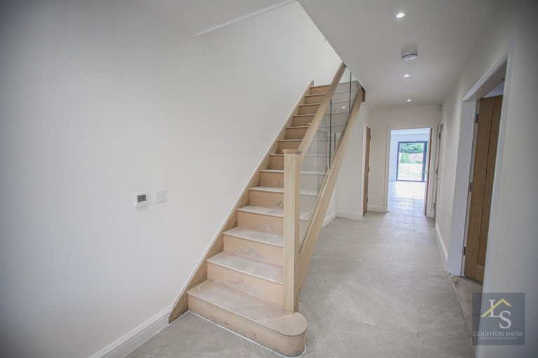 Images for Ack Lane East, Bramhall, SK7 EAID:425574707 BID:4e9803c7-4032-406b-90d5-01d6ebc98bcc