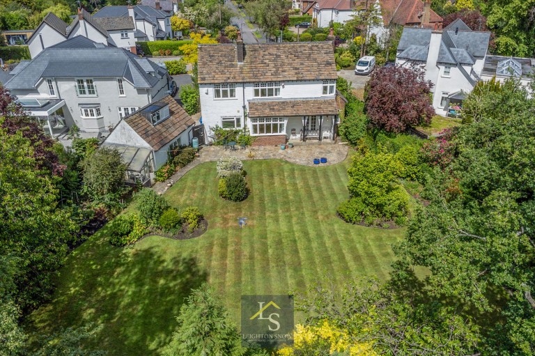 Images for Mayfield Road, Bramhall, SK7 EAID:425574707 BID:a331354c-8a27-4290-8521-a2425358b7e6