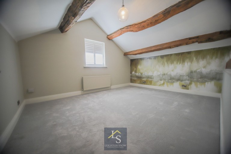 Images for Woodford Road, Poynton, SK12 EAID:425574707 BID:a331354c-8a27-4290-8521-a2425358b7e6