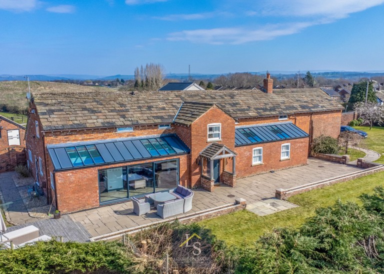Images for Woodford Road, Poynton, SK12 EAID:425574707 BID:a331354c-8a27-4290-8521-a2425358b7e6