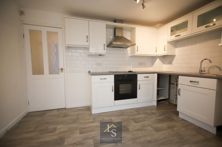 Images for Exeter Walk, Bramhall, SK7 EAID:425574707 BID:a331354c-8a27-4290-8521-a2425358b7e6