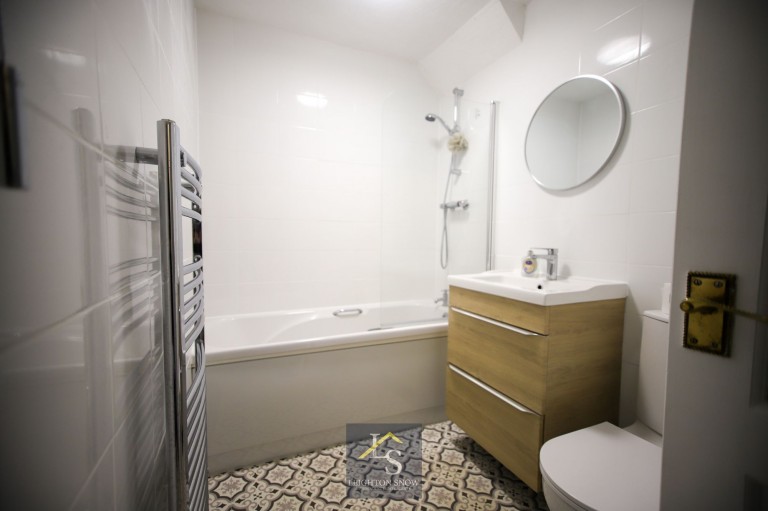 Images for Exeter Walk, Bramhall, SK7 EAID:425574707 BID:a331354c-8a27-4290-8521-a2425358b7e6
