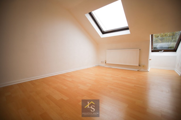 Images for Exeter Walk, Bramhall, SK7 EAID:425574707 BID:a331354c-8a27-4290-8521-a2425358b7e6