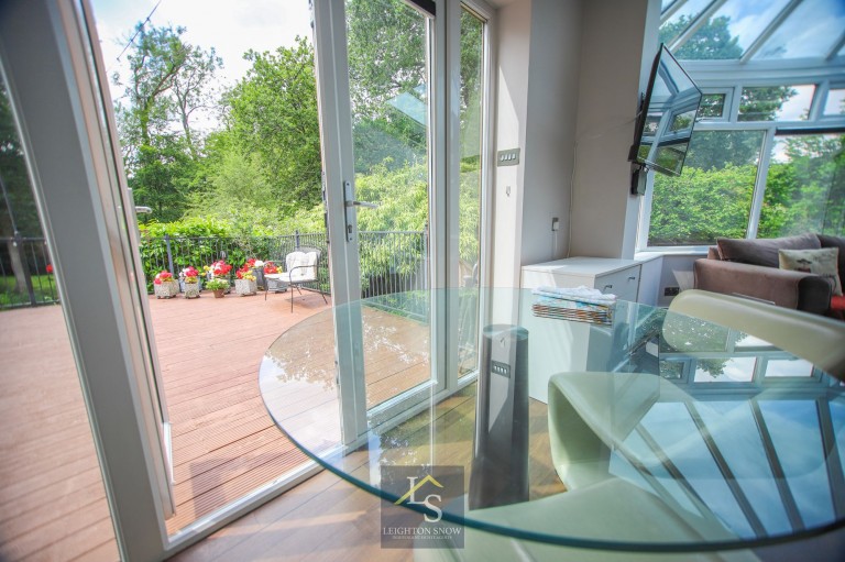 Images for Poole Close, Bramhall, SK7 EAID:425574707 BID:a331354c-8a27-4290-8521-a2425358b7e6