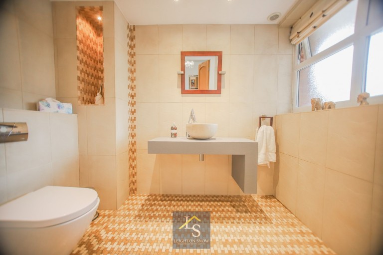 Images for Poole Close, Bramhall, SK7 EAID:425574707 BID:a331354c-8a27-4290-8521-a2425358b7e6
