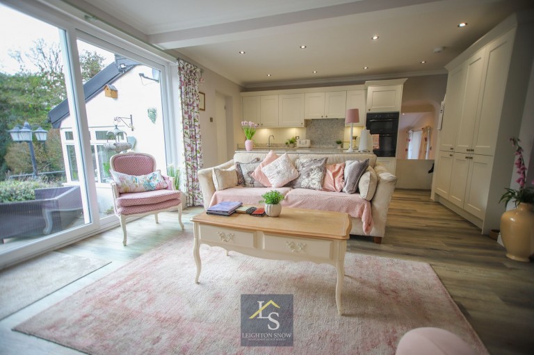 Images for Linney Road, Bramhall, SK7 EAID:425574707 BID:a331354c-8a27-4290-8521-a2425358b7e6