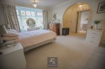 Linney Road, Bramhall, sk7