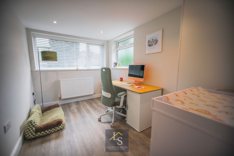 Images for The Crescent, Stockport, SK3 EAID:425574707 BID:a331354c-8a27-4290-8521-a2425358b7e6