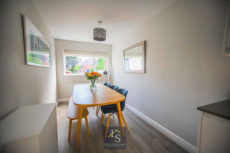 Images for The Crescent, Stockport, SK3 EAID:425574707 BID:a331354c-8a27-4290-8521-a2425358b7e6