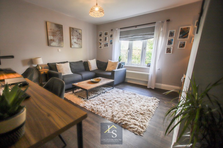 Images for Hall Moss Lane, Bramhall, SK7 EAID:425574707 BID:a331354c-8a27-4290-8521-a2425358b7e6