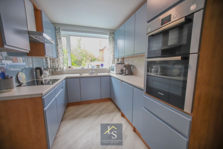 Images for Station Road, Cheadle Hulme, SK8 EAID:425574707 BID:a331354c-8a27-4290-8521-a2425358b7e6