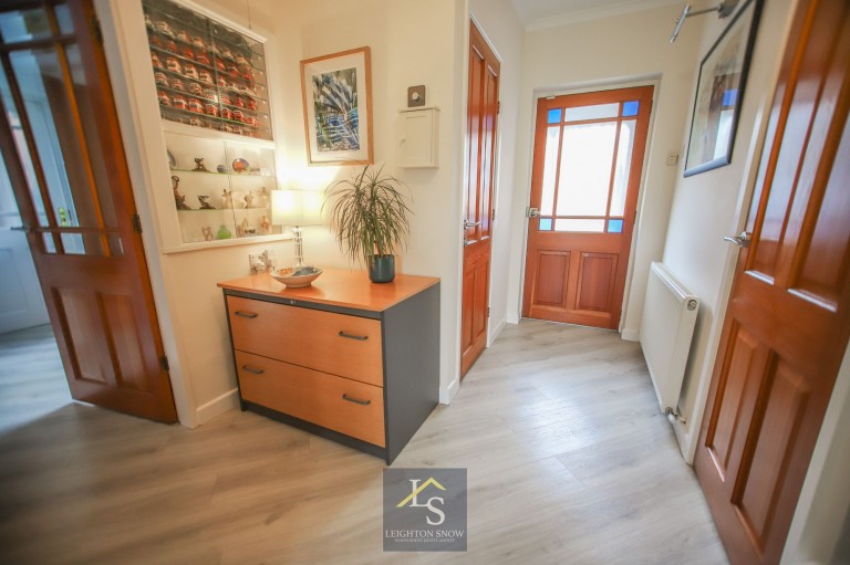 Images for Station Road, Cheadle Hulme, SK8 EAID:425574707 BID:a331354c-8a27-4290-8521-a2425358b7e6