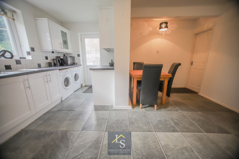 Images for Meadway, Bramhall, SK7 EAID:425574707 BID:a331354c-8a27-4290-8521-a2425358b7e6