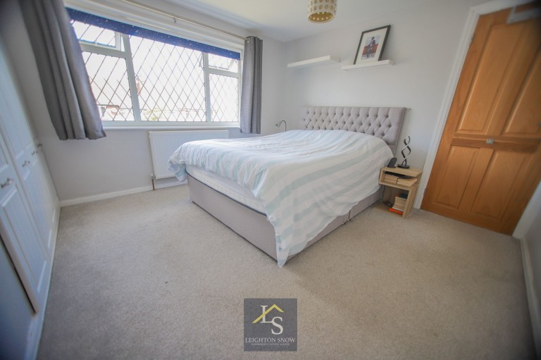 Images for Glandon Drive, Cheadle Hulme, SK8 EAID:425574707 BID:a331354c-8a27-4290-8521-a2425358b7e6