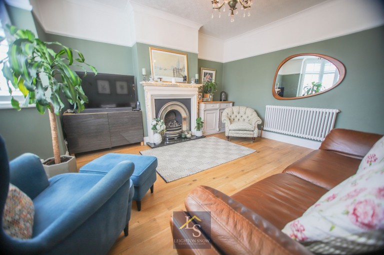 Images for West Park Road, Bramhall, SK7 EAID:425574707 BID:a331354c-8a27-4290-8521-a2425358b7e6