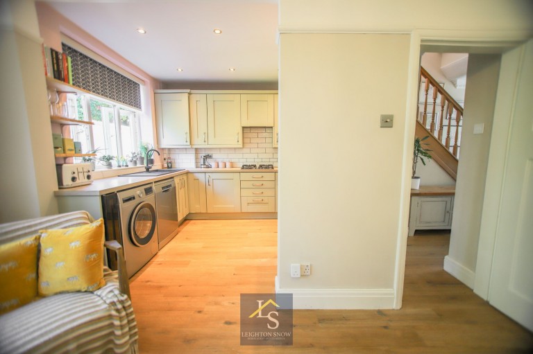 Images for West Park Road, Bramhall, SK7 EAID:425574707 BID:a331354c-8a27-4290-8521-a2425358b7e6