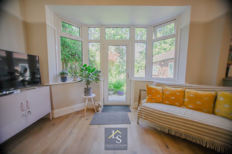 Images for West Park Road, Bramhall, SK7 EAID:425574707 BID:a331354c-8a27-4290-8521-a2425358b7e6