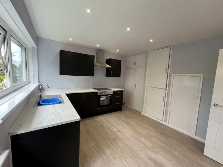 Images for Rossall Court, Bramhall, SK7 EAID:425574707 BID:4e9803c7-4032-406b-90d5-01d6ebc98bcc