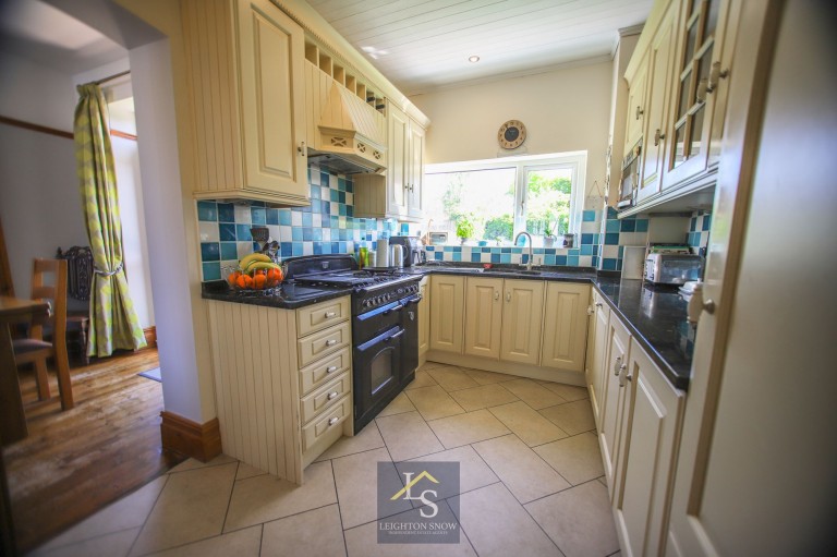 Images for Seymour Road, Cheadle Hulme, SK8 EAID:425574707 BID:a331354c-8a27-4290-8521-a2425358b7e6