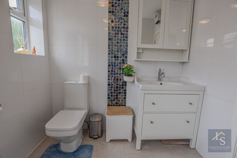 Images for Claremont Road, Cheadle Hulme, SK8 EAID:425574707 BID:4e9803c7-4032-406b-90d5-01d6ebc98bcc