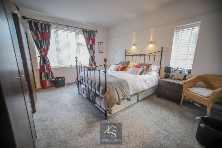 Images for Ack Lane East, Bramhall, SK7 EAID:425574707 BID:a331354c-8a27-4290-8521-a2425358b7e6