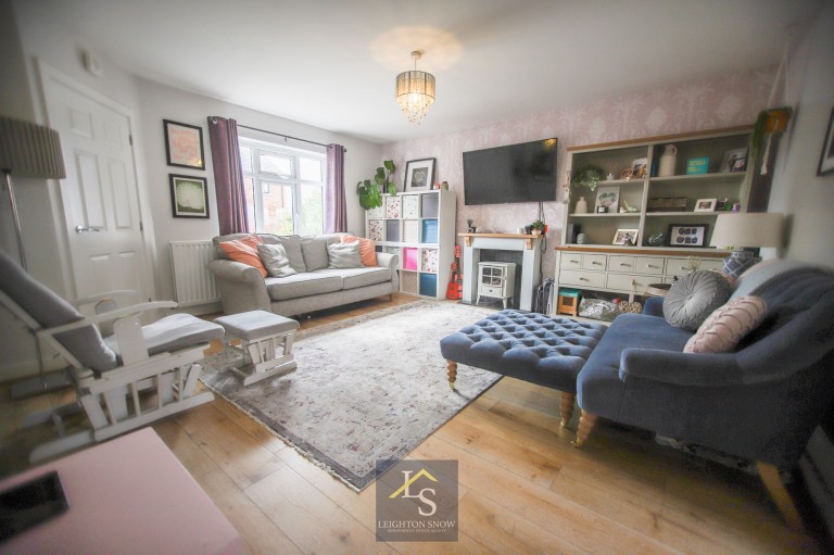 Images for Montreux Gardens, Bramhall, SK7 EAID:425574707 BID:a331354c-8a27-4290-8521-a2425358b7e6