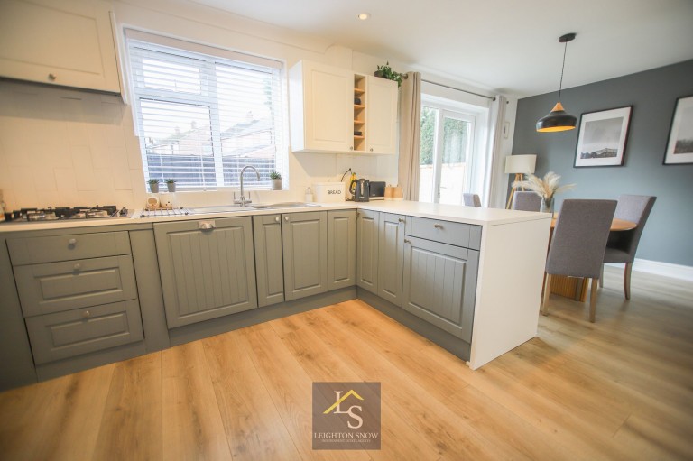 Images for Rowan Drive, Cheadle Hulme, SK8 EAID:425574707 BID:a331354c-8a27-4290-8521-a2425358b7e6