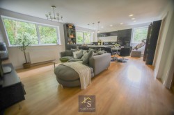 Images for Warren Close, Bramhall, SK7