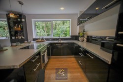 Images for Warren Close, Bramhall, SK7