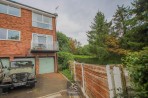 Warren Close, Bramhall, sk7