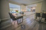 Bridge Lane, Bramhall, sk7