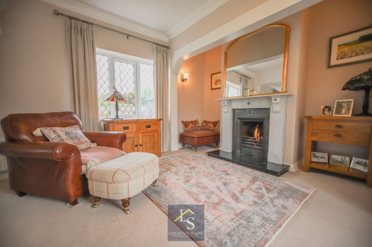 Images for Carrwood Avenue, Bramhall, SK7 EAID:425574707 BID:a331354c-8a27-4290-8521-a2425358b7e6