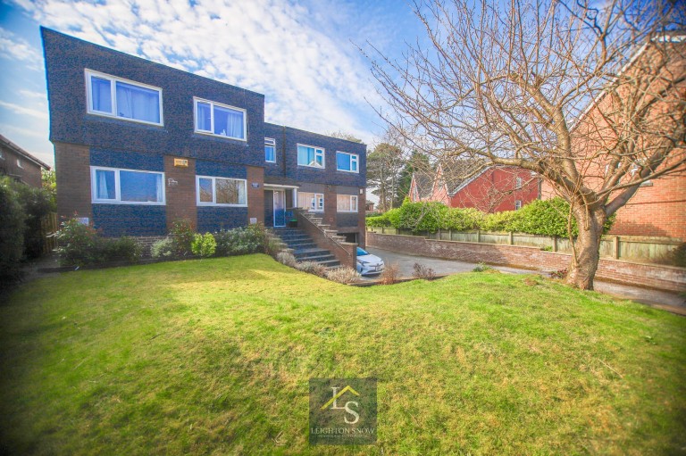 Images for Ack Lane West, Cheadle Hulme, SK8 EAID:425574707 BID:a331354c-8a27-4290-8521-a2425358b7e6