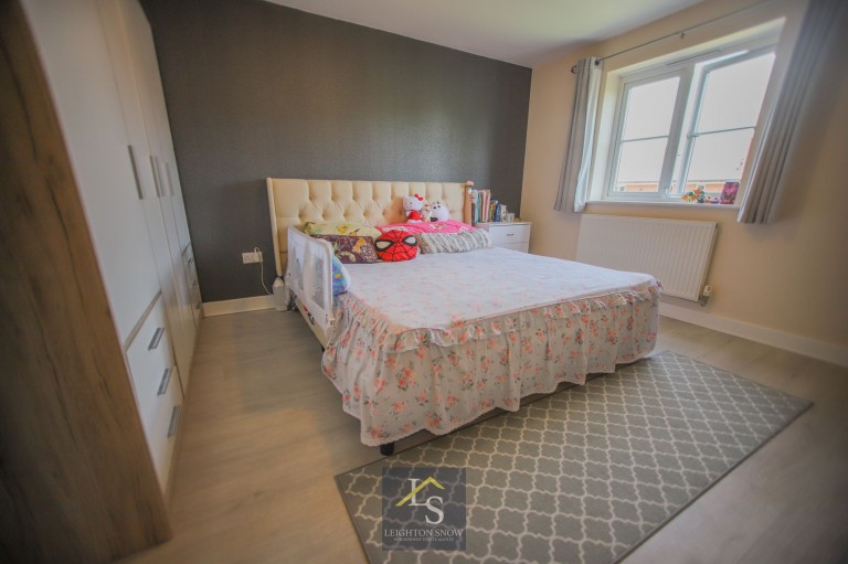 Images for Abbeydale Close, Cheadle Hulme, SK8 EAID:425574707 BID:a331354c-8a27-4290-8521-a2425358b7e6
