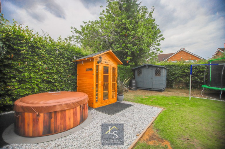 Images for Padstow Drive, Bramhall, SK7 EAID:425574707 BID:a331354c-8a27-4290-8521-a2425358b7e6