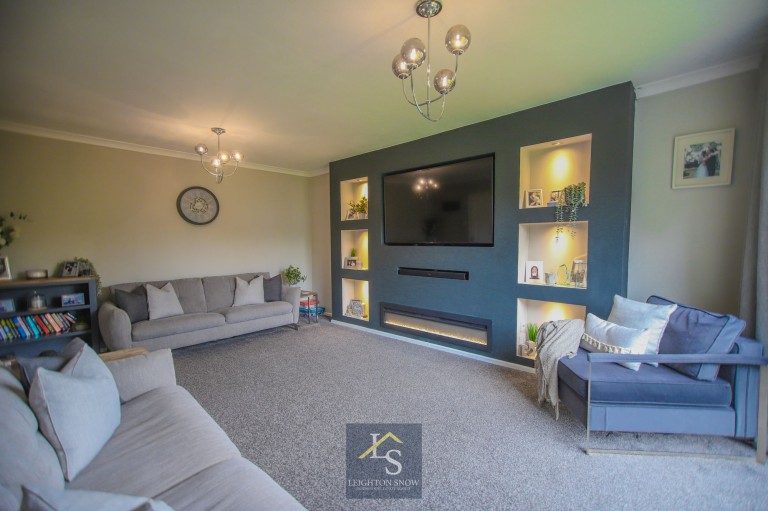 Images for Padstow Drive, Bramhall, SK7 EAID:425574707 BID:a331354c-8a27-4290-8521-a2425358b7e6
