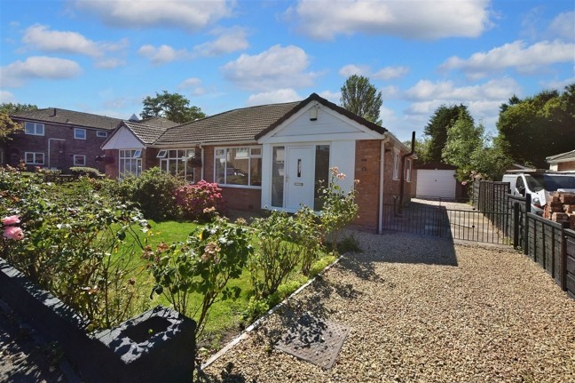 Portloe Road, Heald Green, sk8
