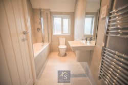 Images for Avro Crescent, Woodford, SK7