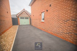 Images for Avro Crescent, Woodford, SK7
