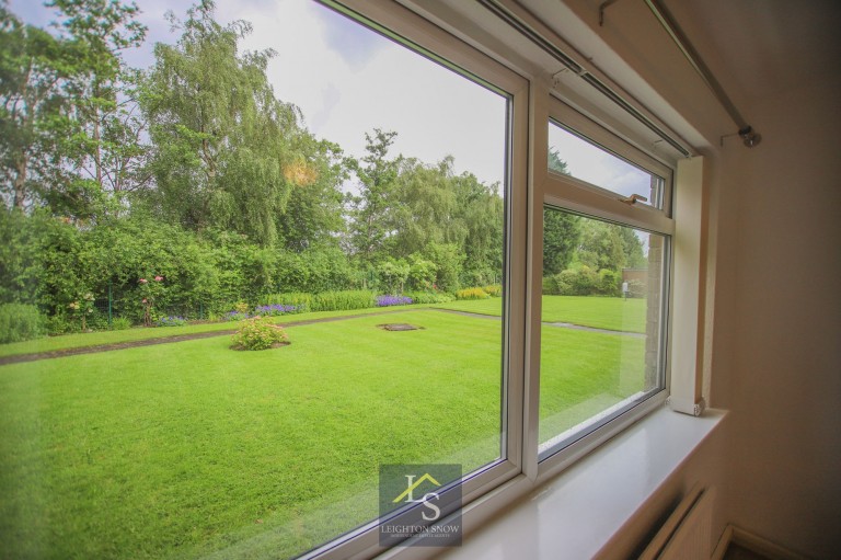 Images for Dairyground Road, Bramhall, SK7 EAID:425574707 BID:a331354c-8a27-4290-8521-a2425358b7e6