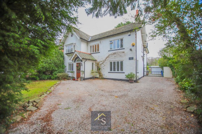 Ack Lane East, Bramhall, sk7