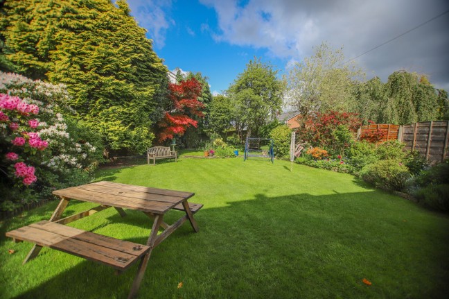 Frewland Avenue, Stockport, sk3