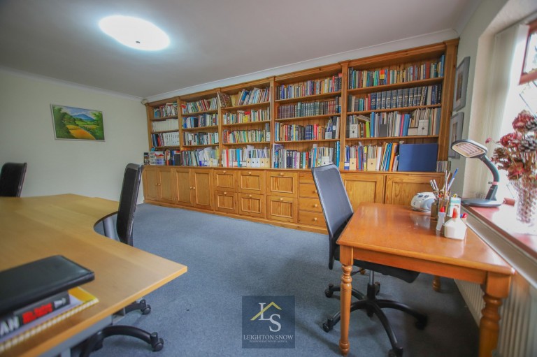 Images for Frewland Avenue, Stockport, SK3 EAID:425574707 BID:a331354c-8a27-4290-8521-a2425358b7e6