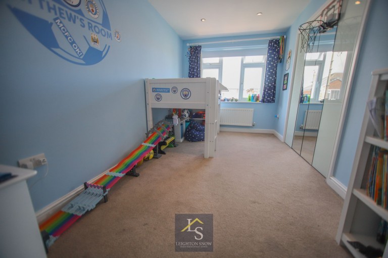 Images for Vicarage Avenue, Cheadle Hulme, SK8 EAID:425574707 BID:a331354c-8a27-4290-8521-a2425358b7e6